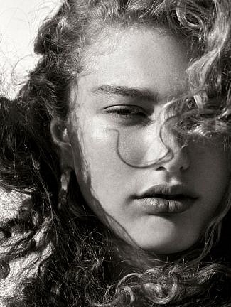 DORIT REVELIS